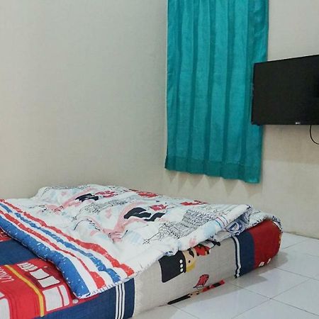 West Surabaya Homey Exteriör bild